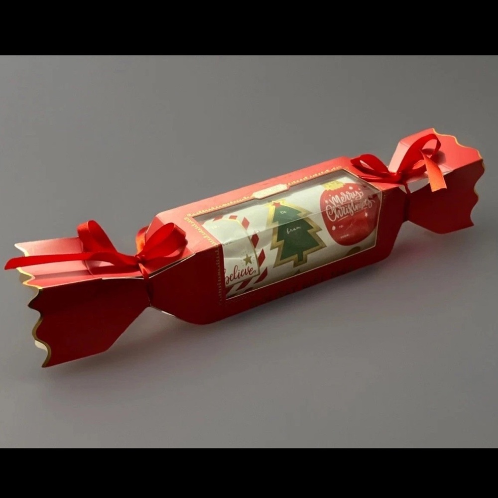 Premium ECCOLO Gift Tags, Peel & Stick Christmas Holiday Festive Designs